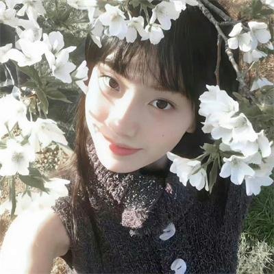 坐在门口的幽灵